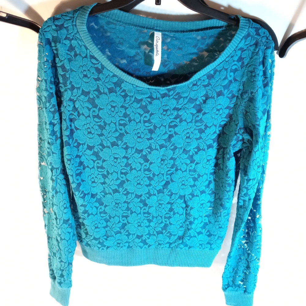 Womens flower shear see through aeropostal lonf sleeve!! Size L